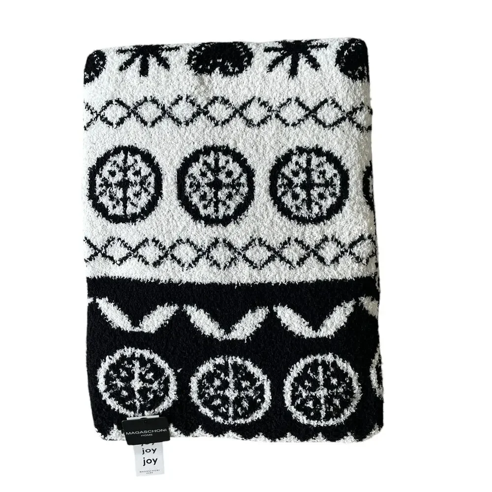 MAGASCHONI Oversized Holiday Throw Blanket 50×70 Black & White Christmas NEW